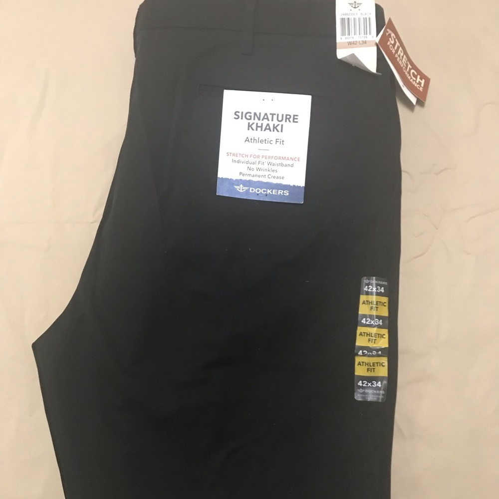 Dockers 42x34 signature black pants NWT
